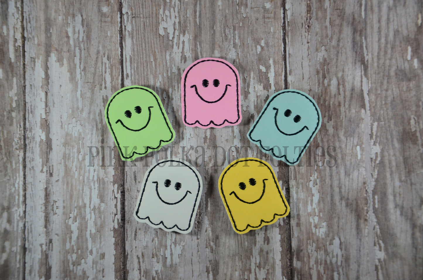 Glow in the Dark Smiley Ghost