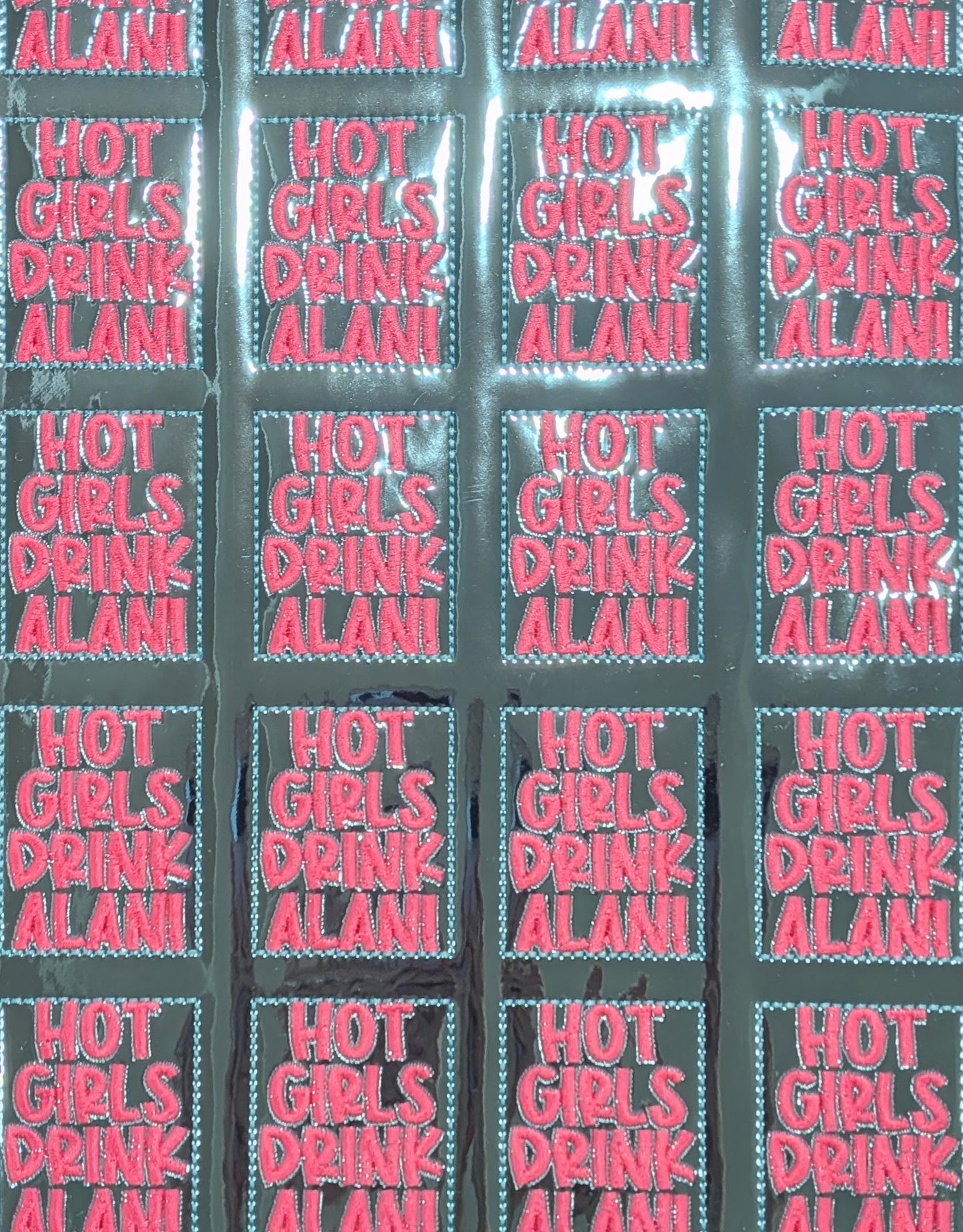 Hot Girls Drink Alani